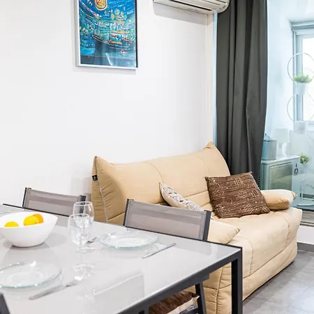 Apartment Le Rose Marie Appart - Wifi Clim Vue Ponant - Resid Port Ponant - Cohoteconciergerie Motte *